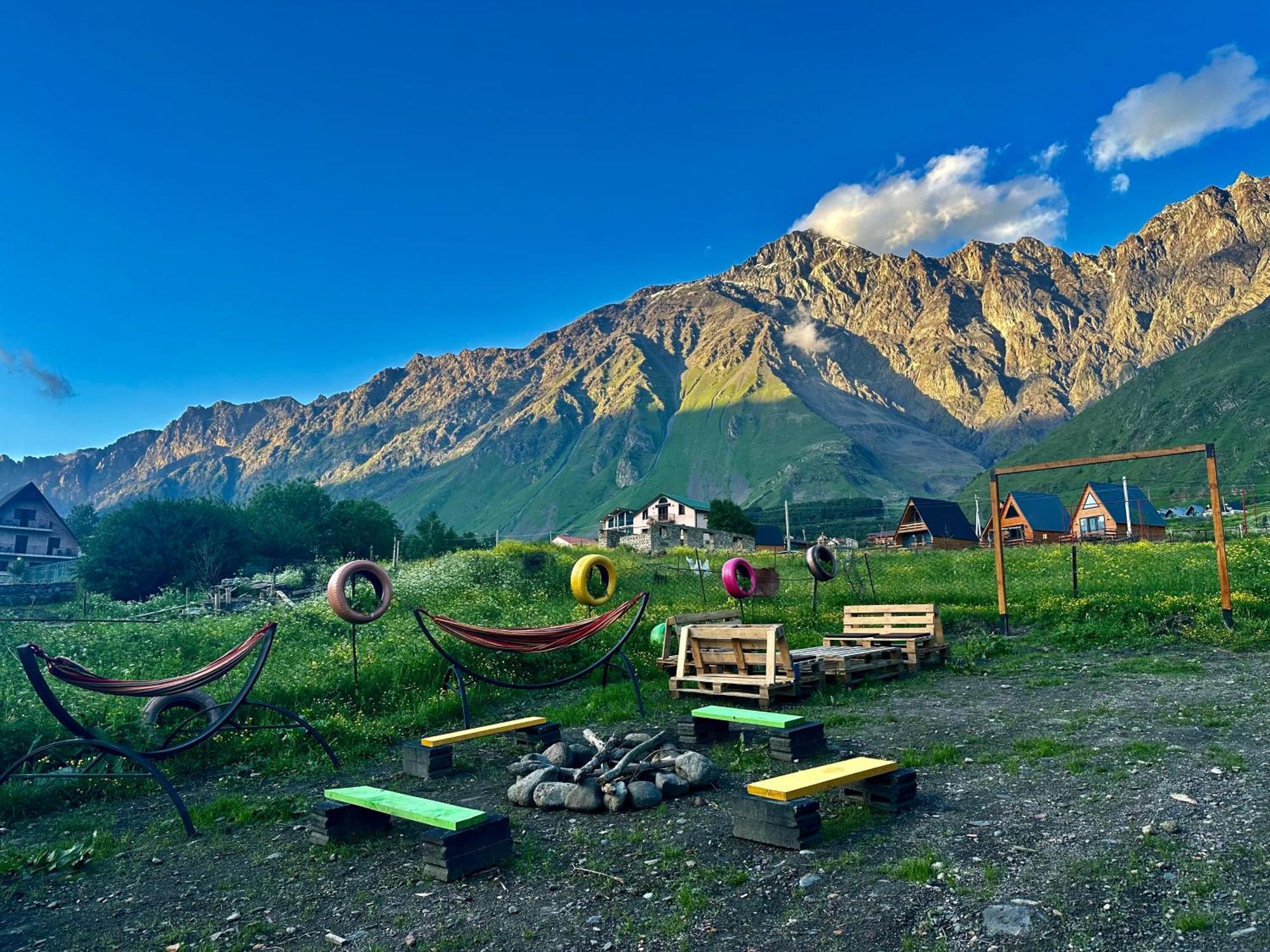 Royal Cottages Kazbegi Esterno foto