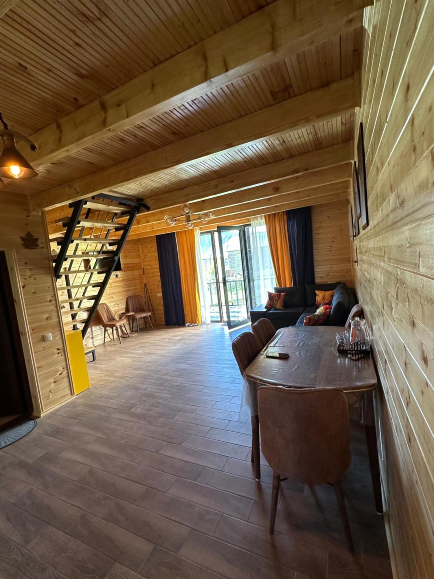 Royal Cottages Kazbegi Esterno foto
