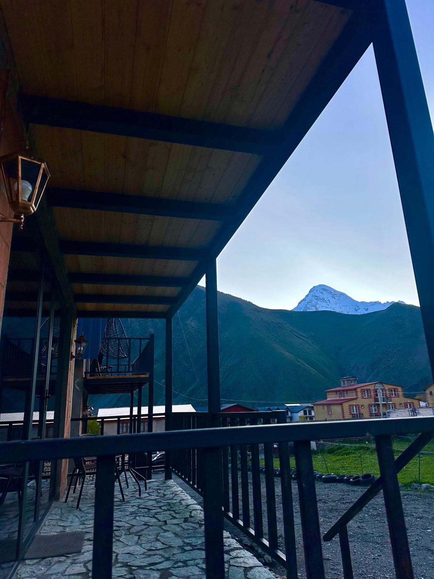 Royal Cottages Kazbegi Esterno foto