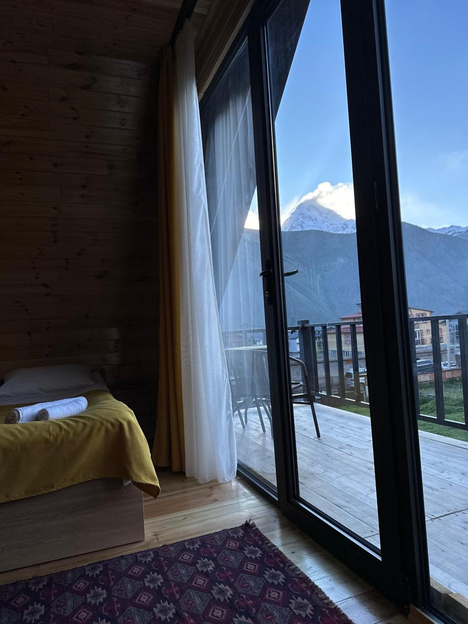 Royal Cottages Kazbegi Esterno foto