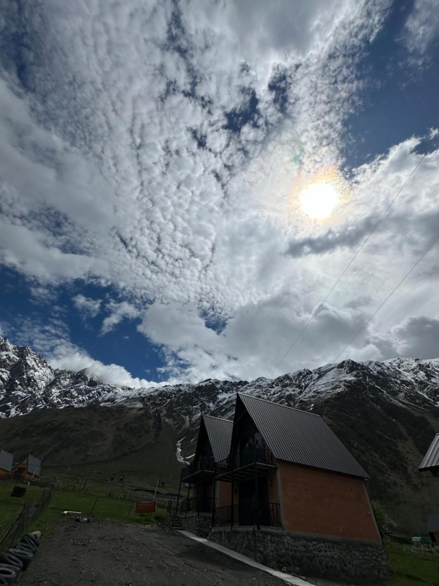 Royal Cottages Kazbegi Esterno foto